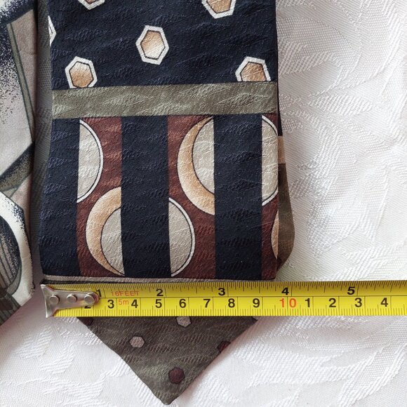 Ferracci & Bellini Abstract Geometric Patterns Silk Ties 3.75" - Picture 4 of 5